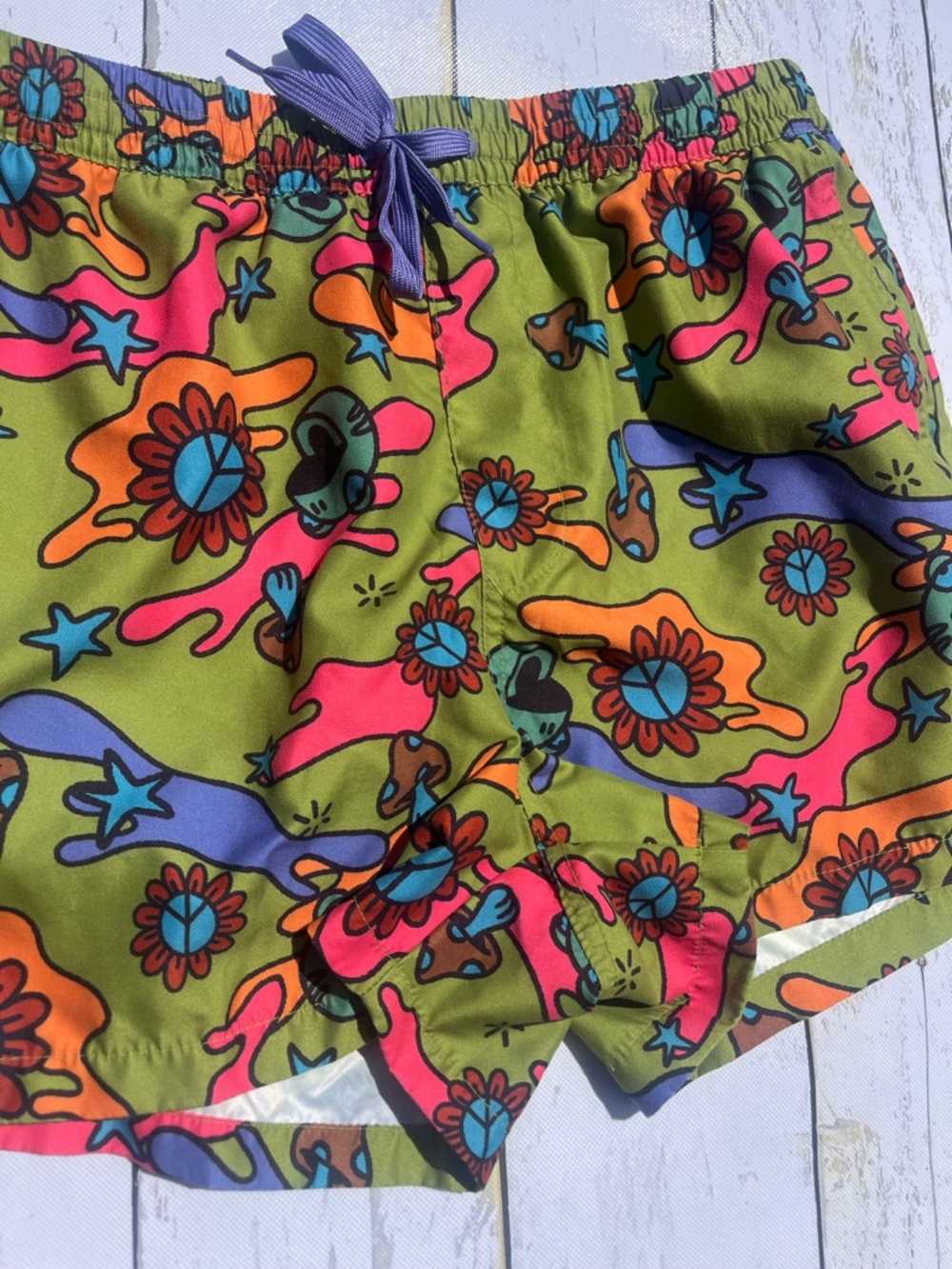 aLab mushroom peace sign SHORTY Swim Shorts Large - Picture 3 of 8